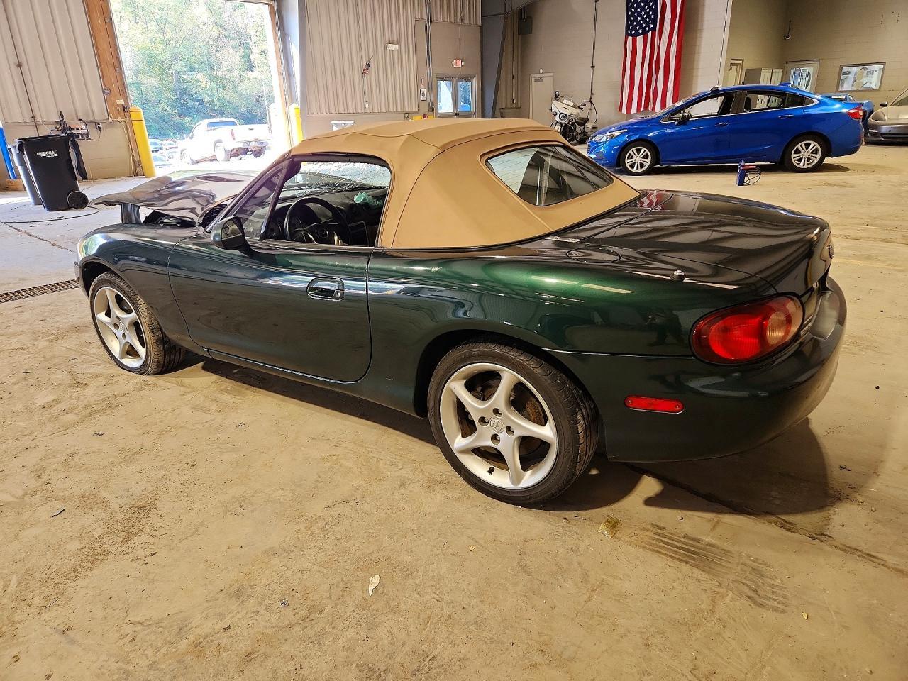 2003 Mazda Mx-5 Miata Base - Фото 2