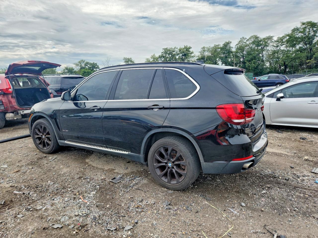2016 BMW X5 xDrive35I - Фото 2