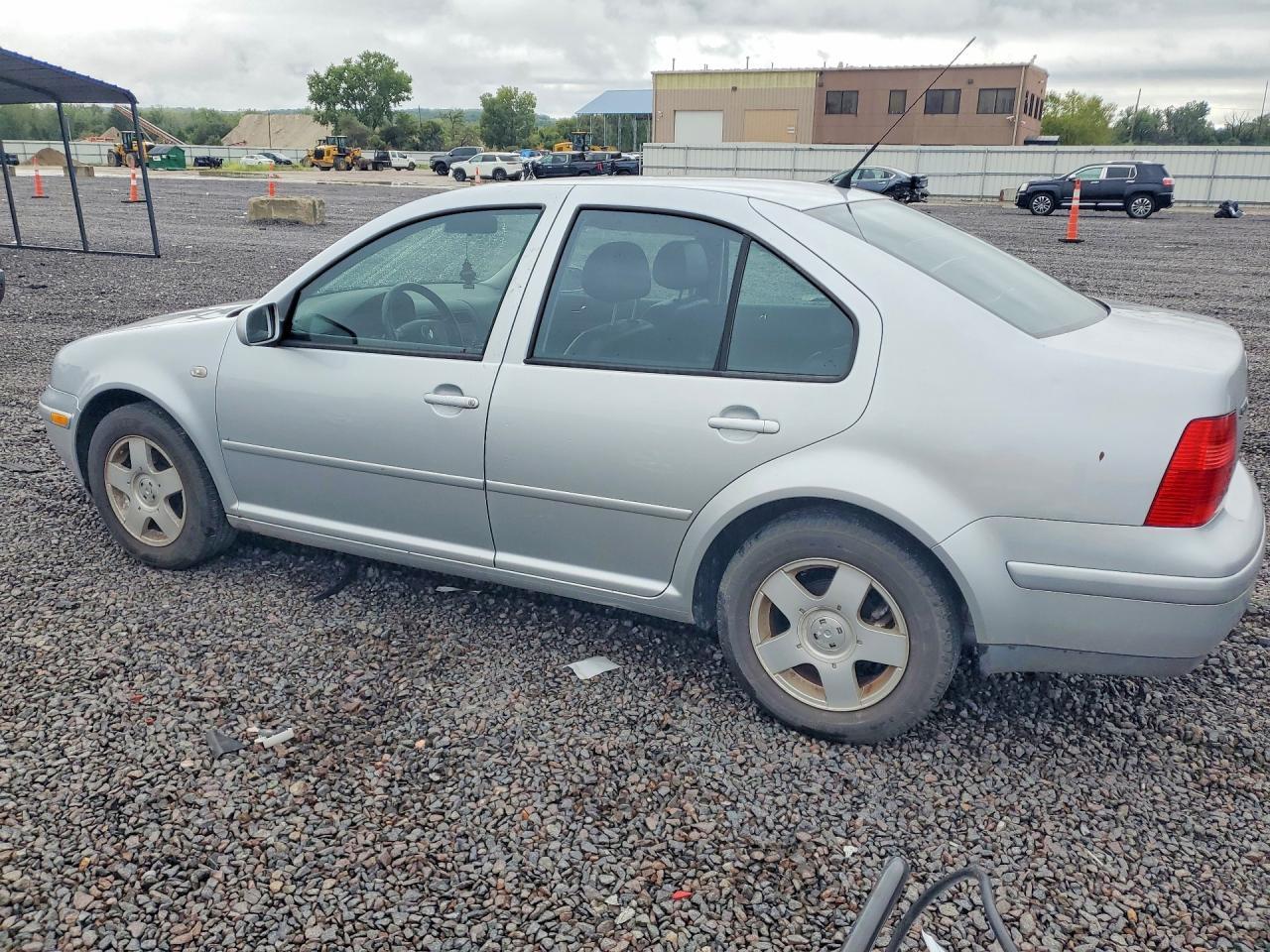 2002 Volkswagen Jetta Gls - Фото 2