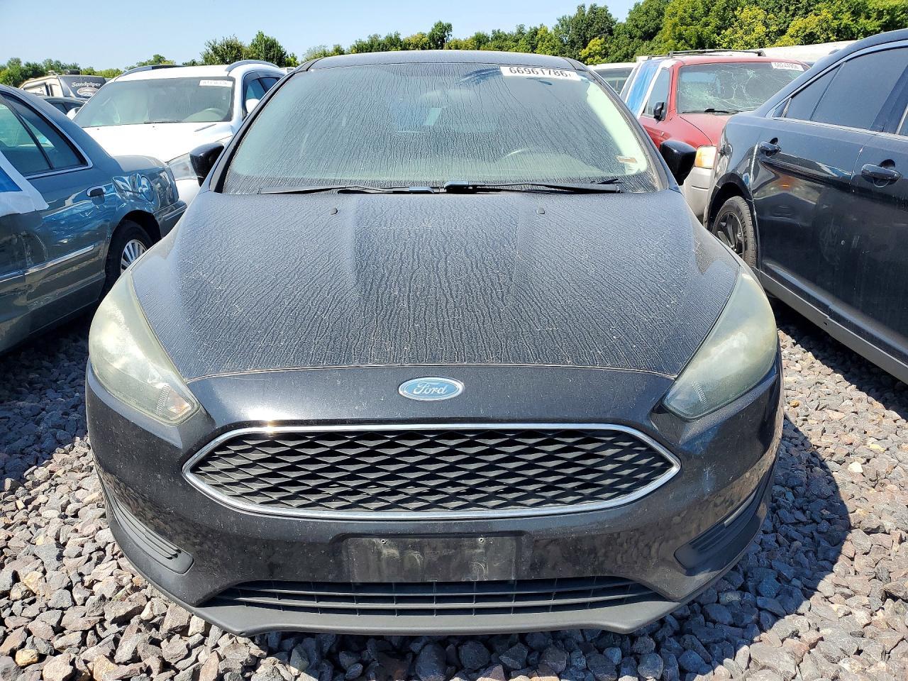 2015 Ford Focus Se - Image 5