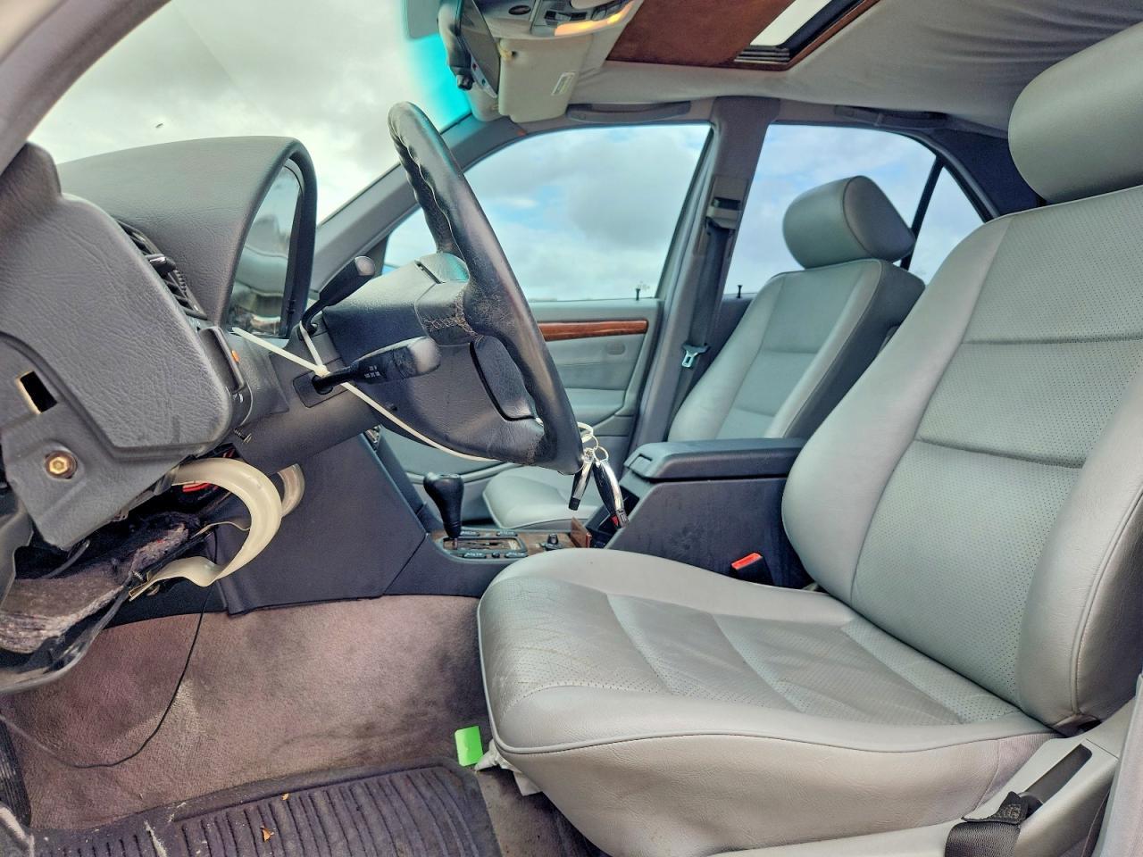 1999 Mercedes-Benz C 230 - Image 7