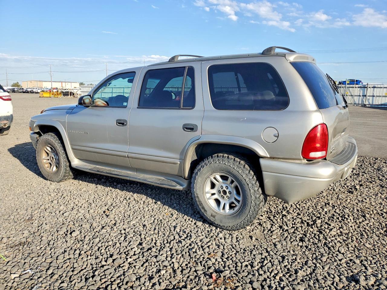 2001 Dodge Durango - Image 2