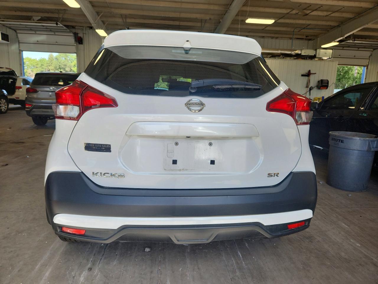 2019 Nissan Kicks Sr - Image 6