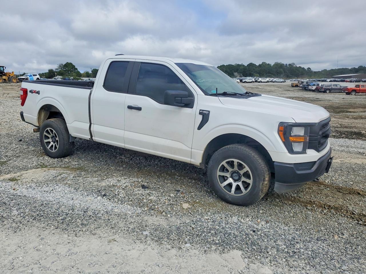 2023 Ford F150 Super Cab - Image 4