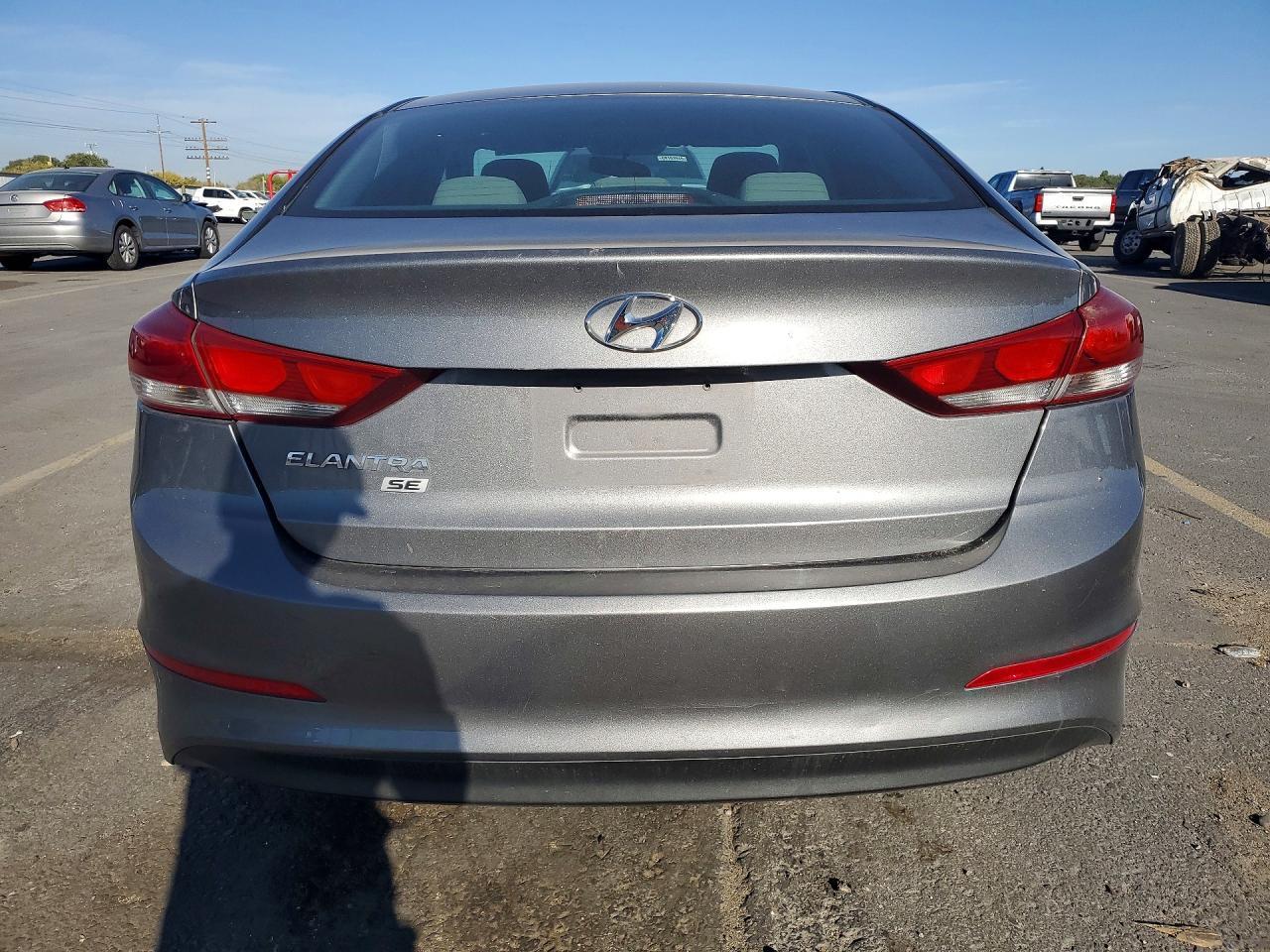 2018 Hyundai Elantra Se - Фото 6