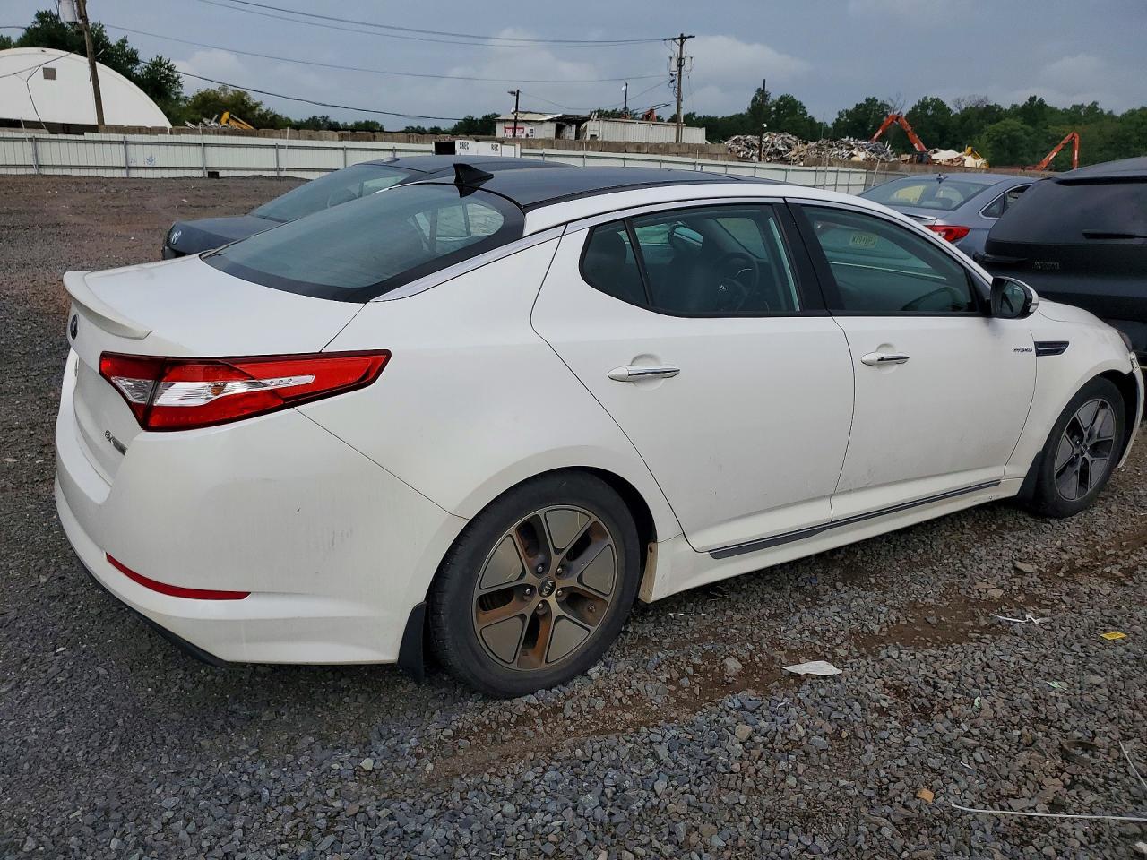 2013 Kia Optima Hybrid - Фото 3