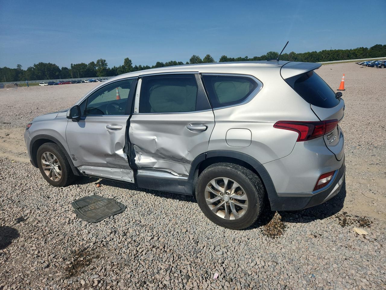 2019 Hyundai Santa Fe Se - Фото 2