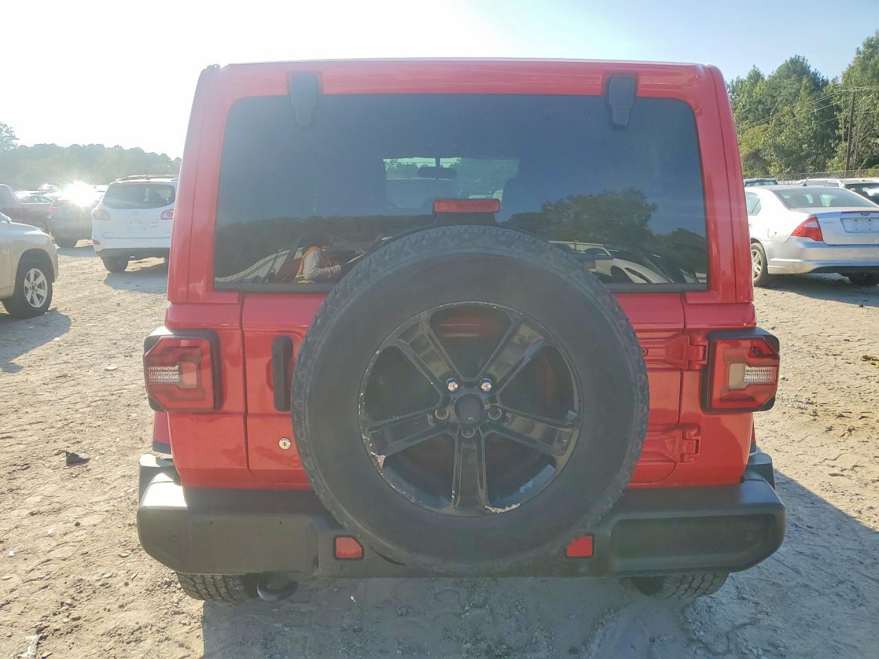 2020 Jeep Wrangler Unlimited Sahara - Image 6