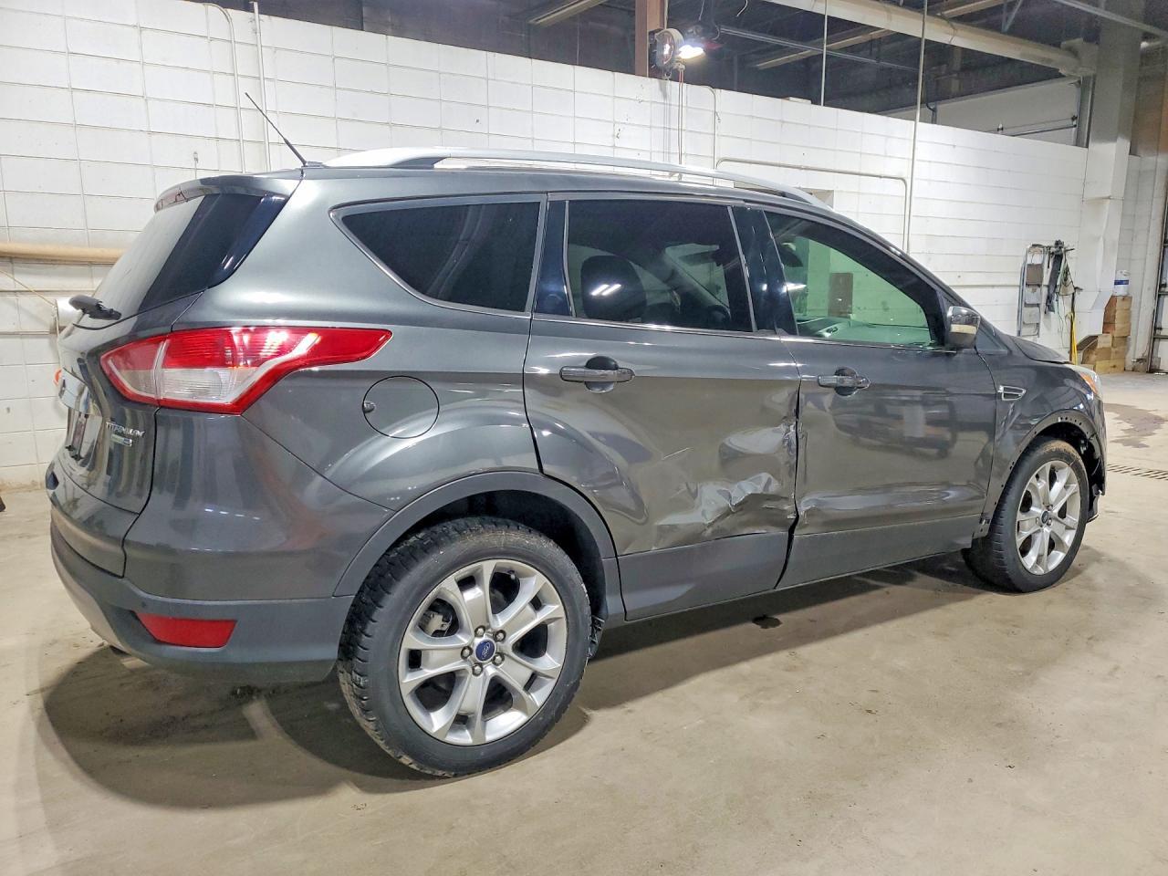 2015 Ford Escape Titanium - Фото 3