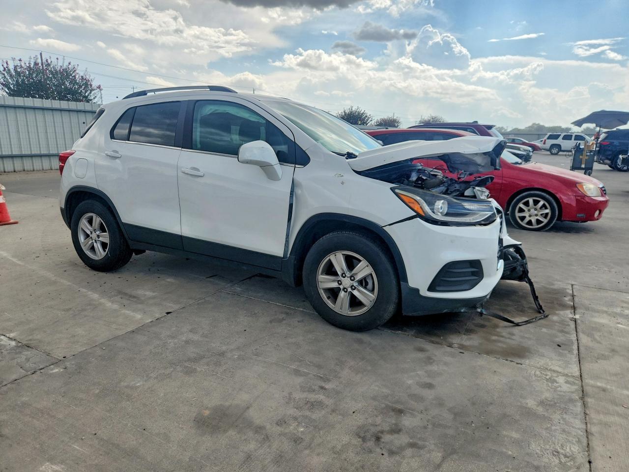 2019 Chevrolet Trax 1Lt - Image 4
