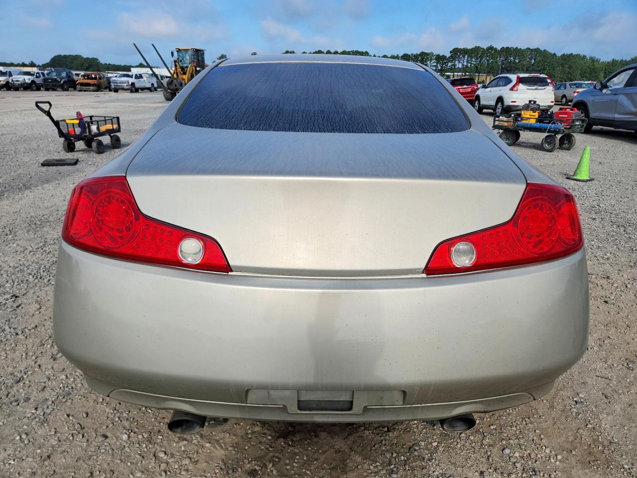 2005 Infiniti G35 Base - Фото 6