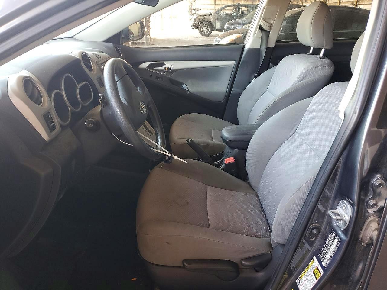 2010 Toyota Matrix Base - Фото 7