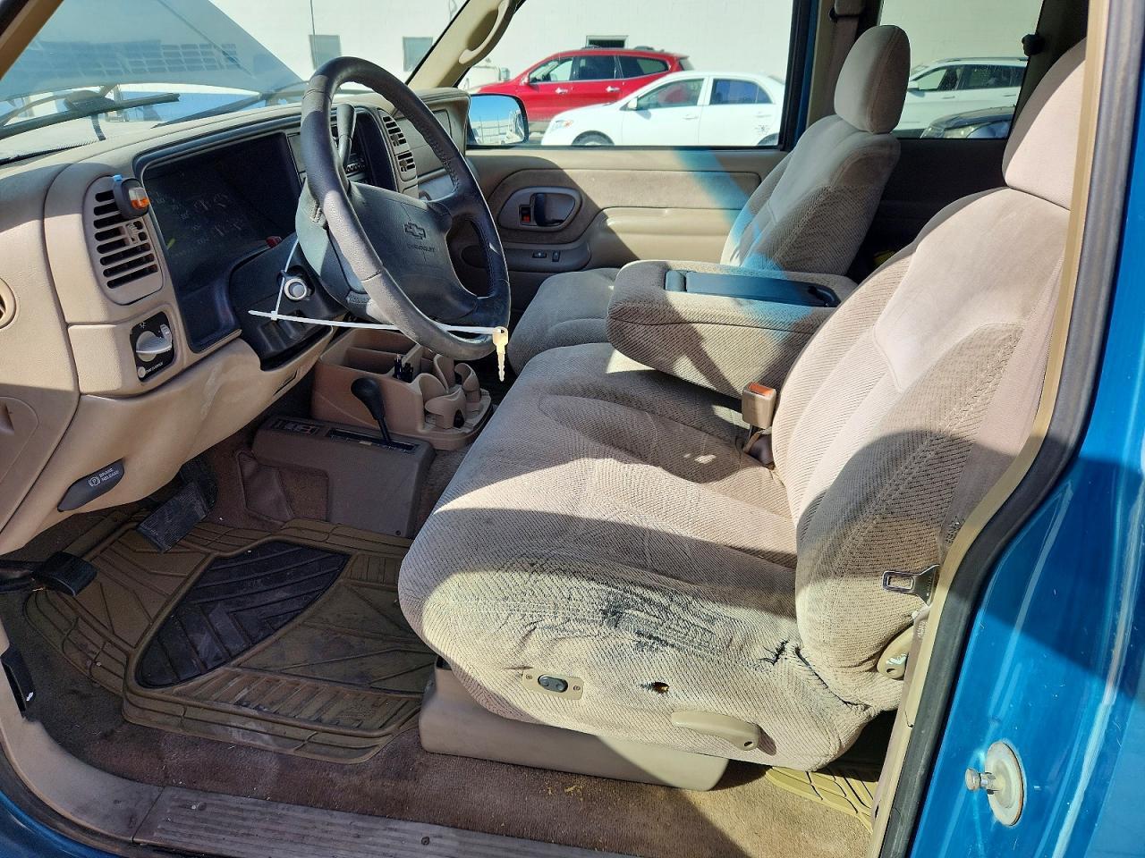 1997 Chevrolet Gmt-400 K1500 - Image 7