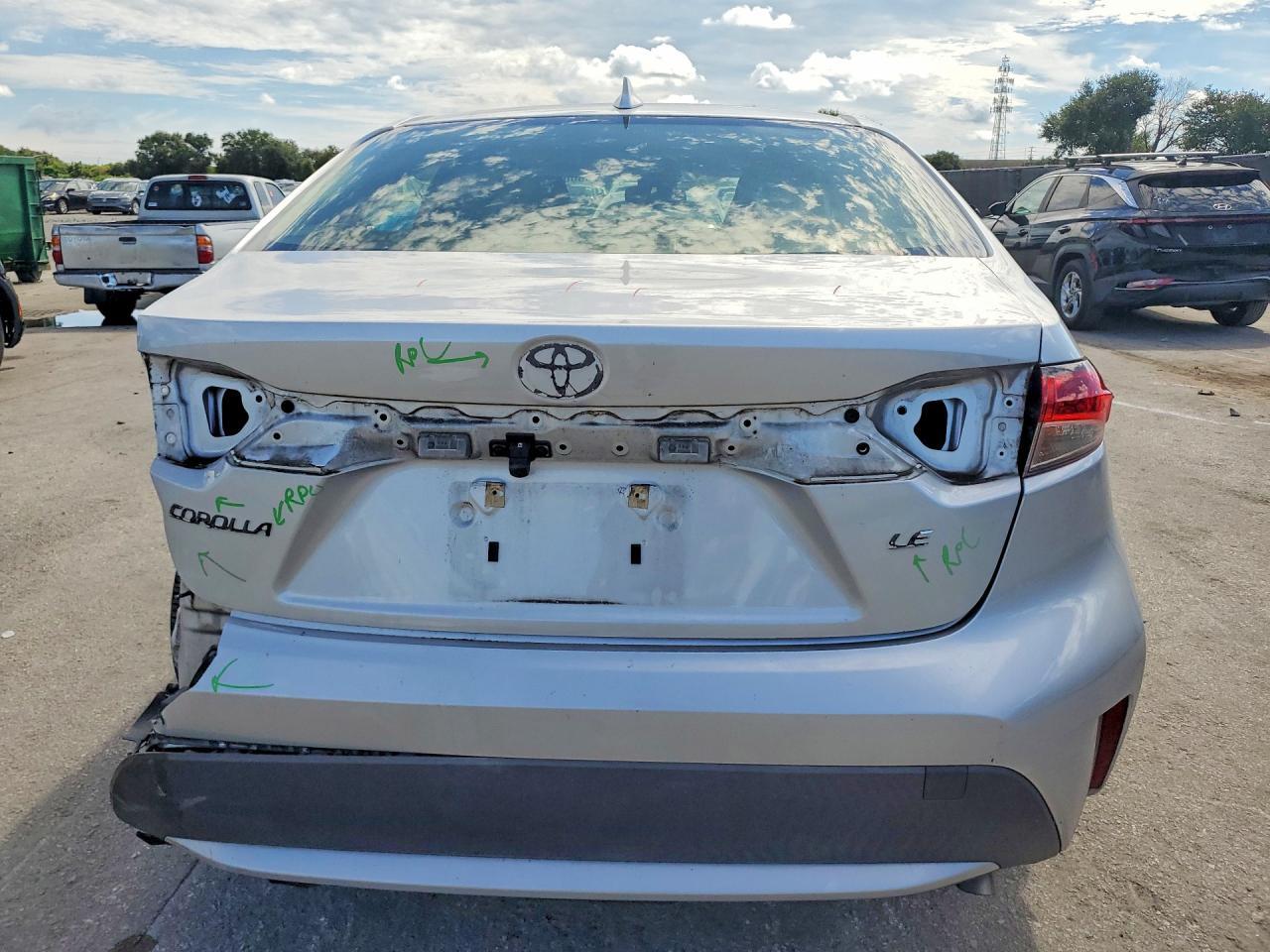2021 Toyota Corolla Le - Фото 6