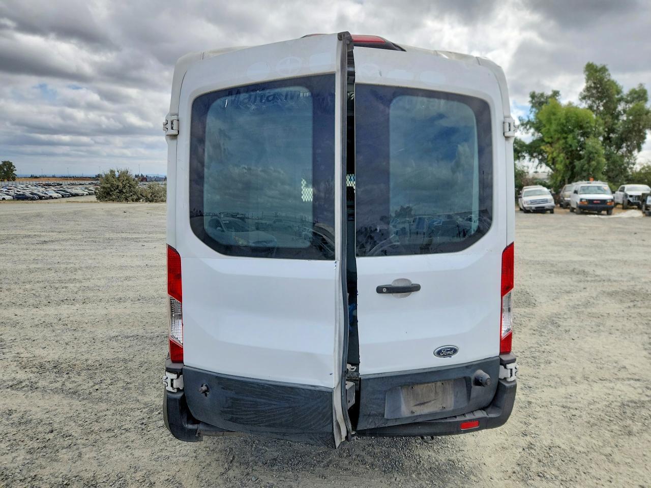 2019 Ford Transit T-250 Delivery Van - Image 6