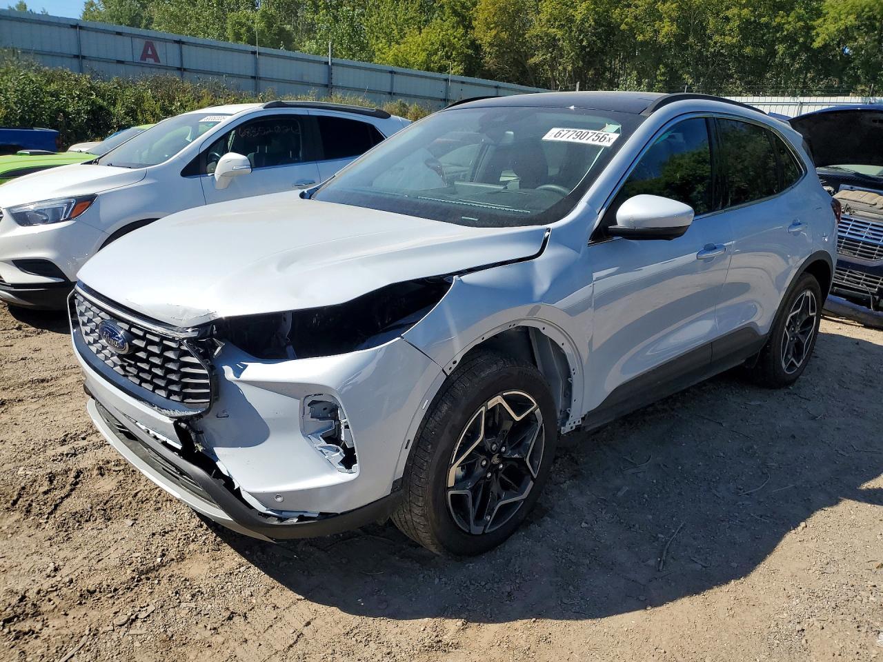 2026 Ford Escape Platinum