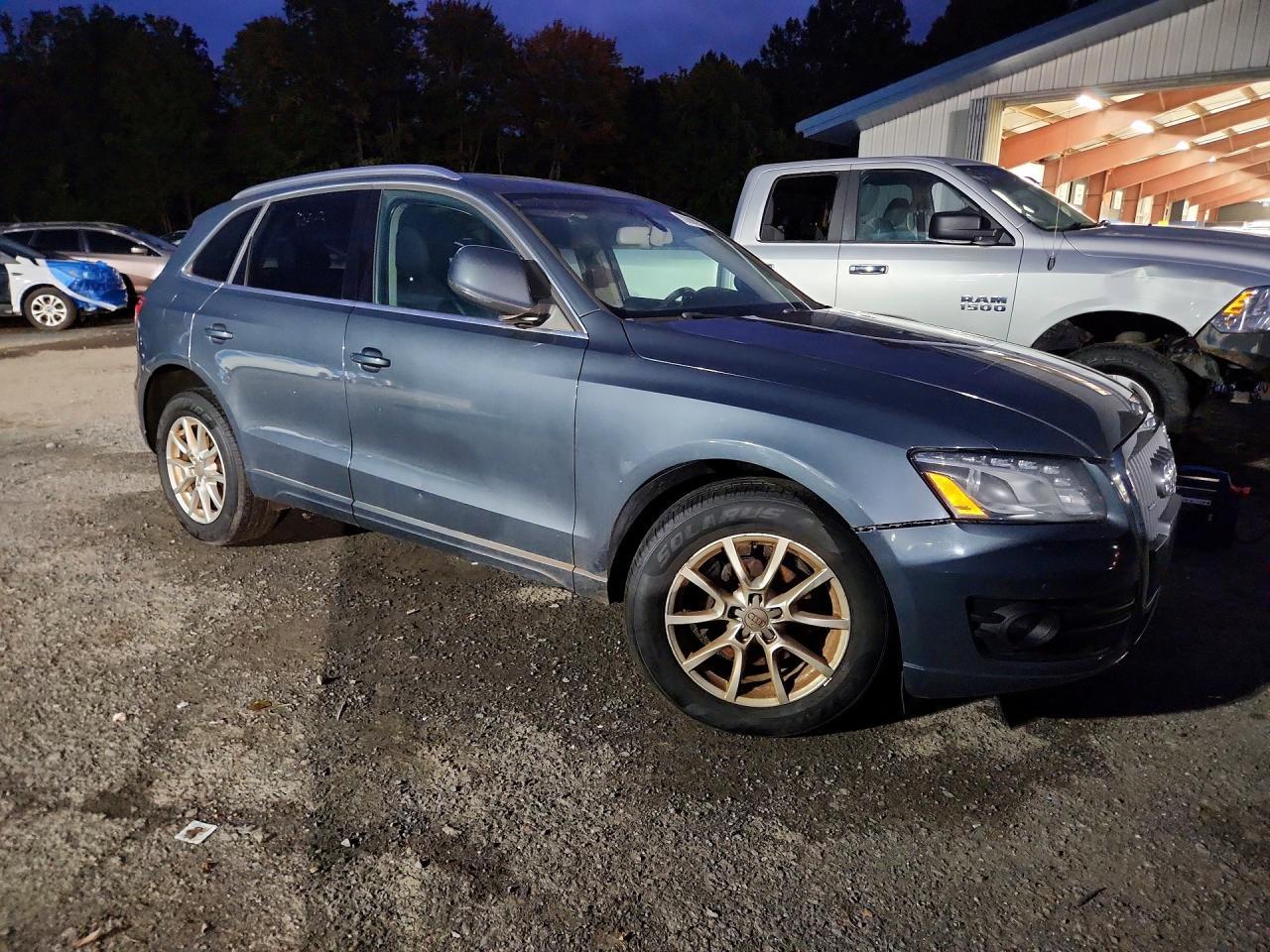 2011 Audi Q5 Premium Plus - Фото 4
