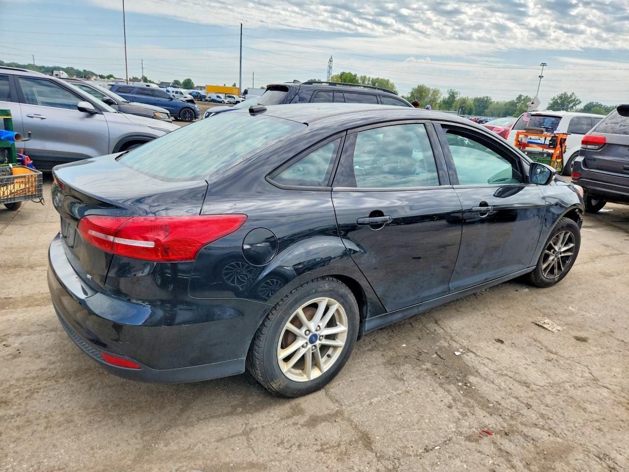 2017 Ford Focus - Фото 3