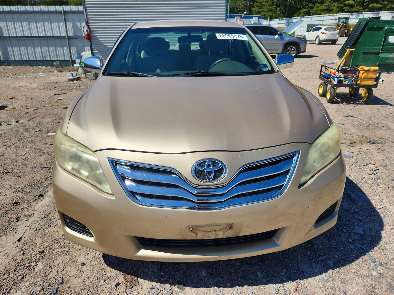 2010 Toyota Camry Le - Фото 5