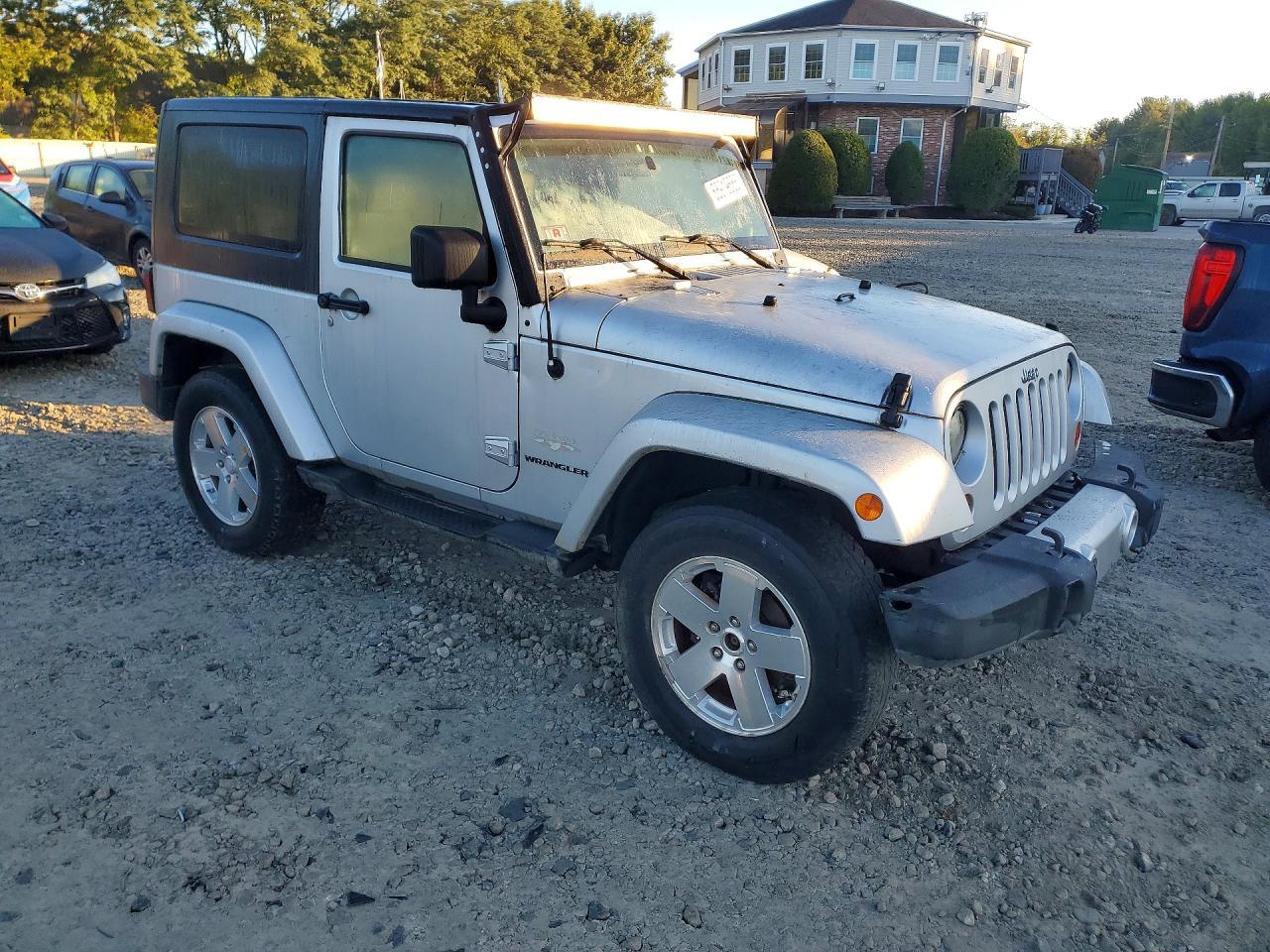 2009 Jeep Wrangler Sahara - Фото 4