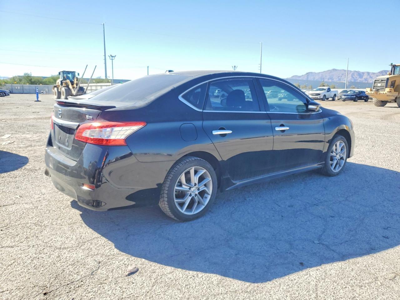 2015 Nissan Sentra Sr - Image 3
