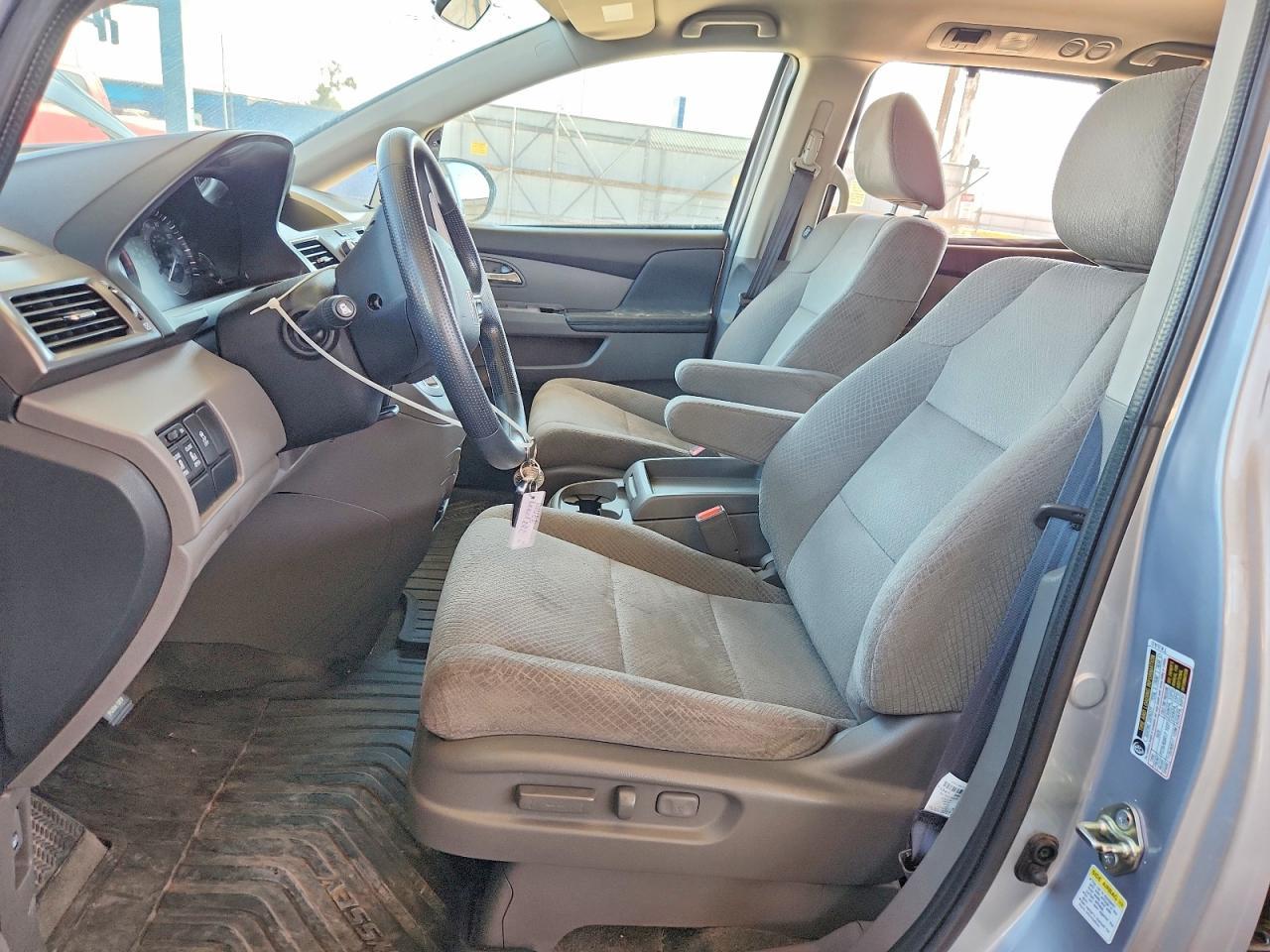 2017 Honda Odyssey Se - Image 7