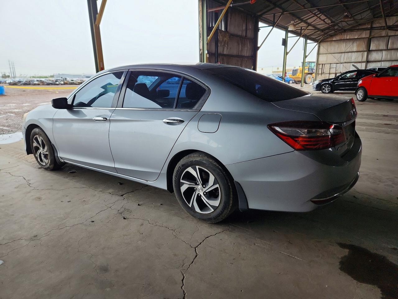 2016 Honda Accord Lx - Фото 2