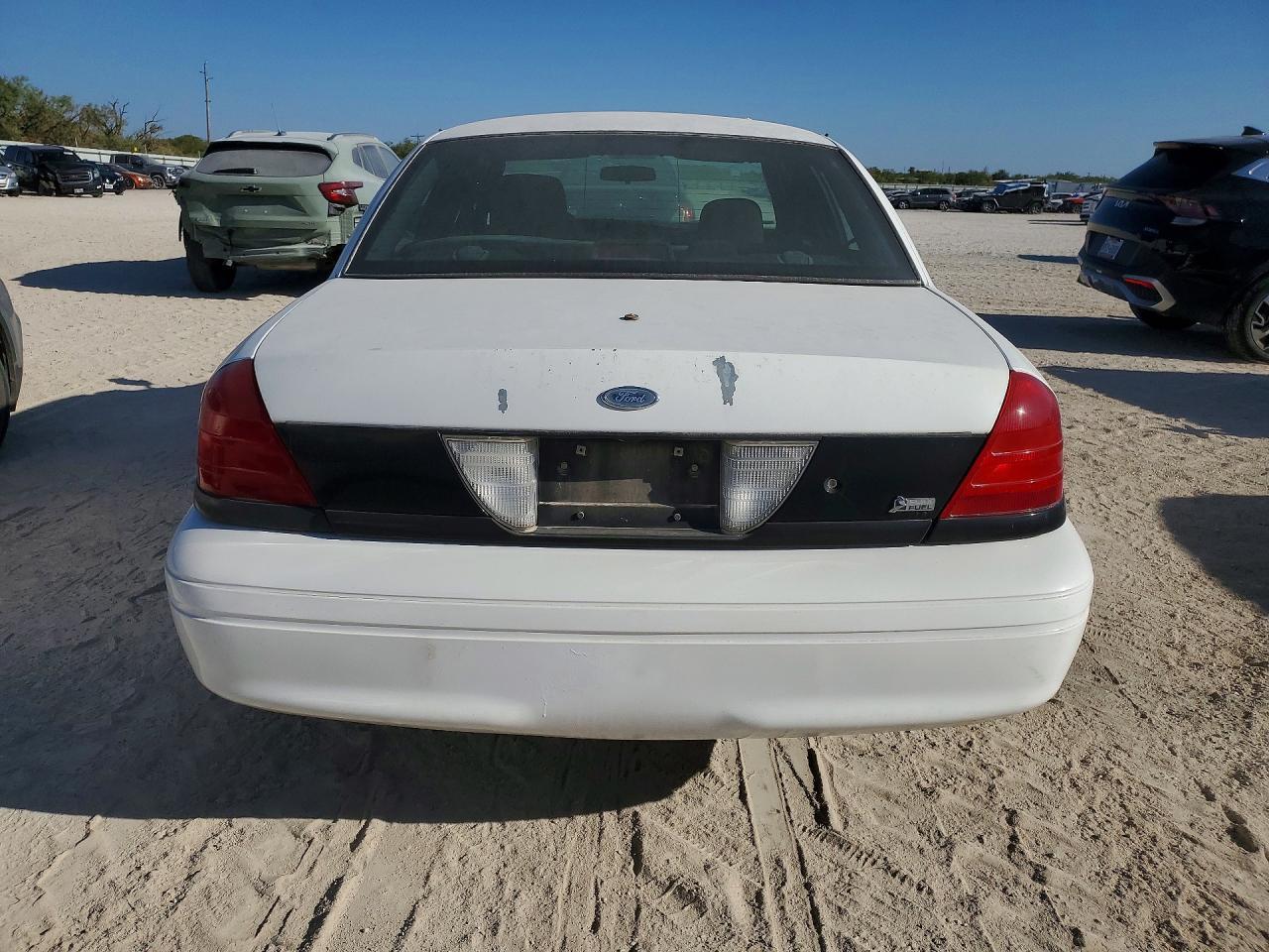 2009 Ford Crown Victoria Police Interceptor - Фото 6