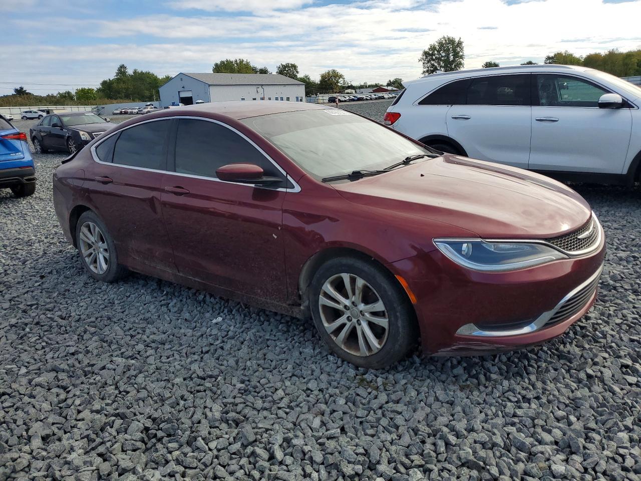 2016 Chrysler 200 Limited - Фото 4