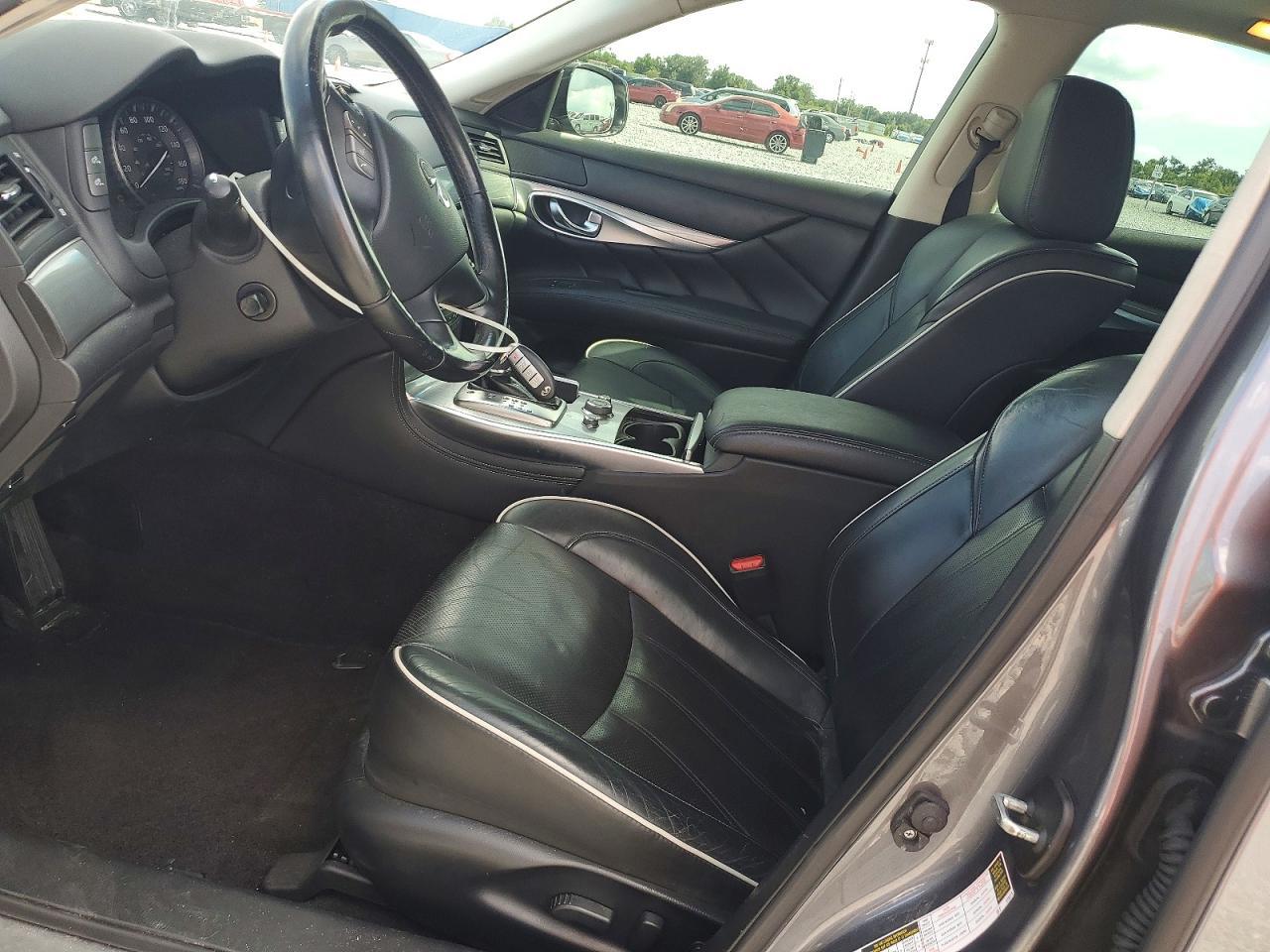2016 Infiniti Q70 3.7 - Фото 7