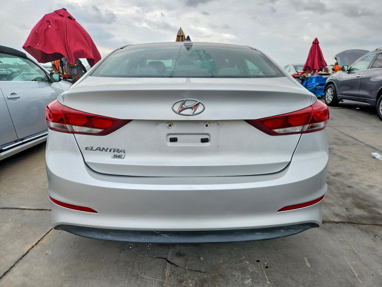 2017 Hyundai Elantra Se - Фото 6