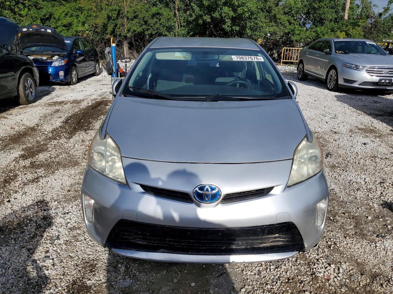 2013 Toyota Prius Two - Фото 5