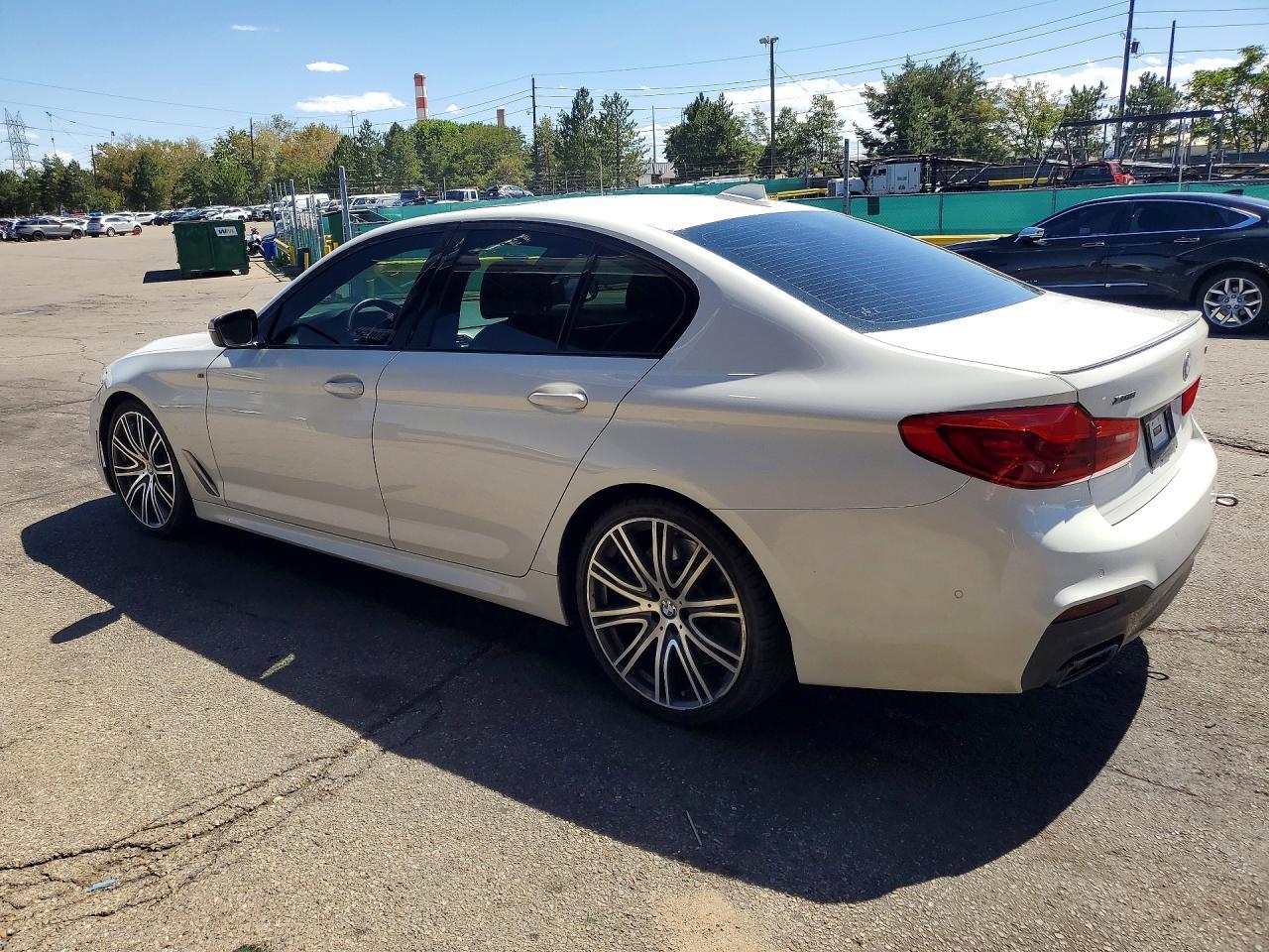 2020 BMW M550Xi - Фото 2