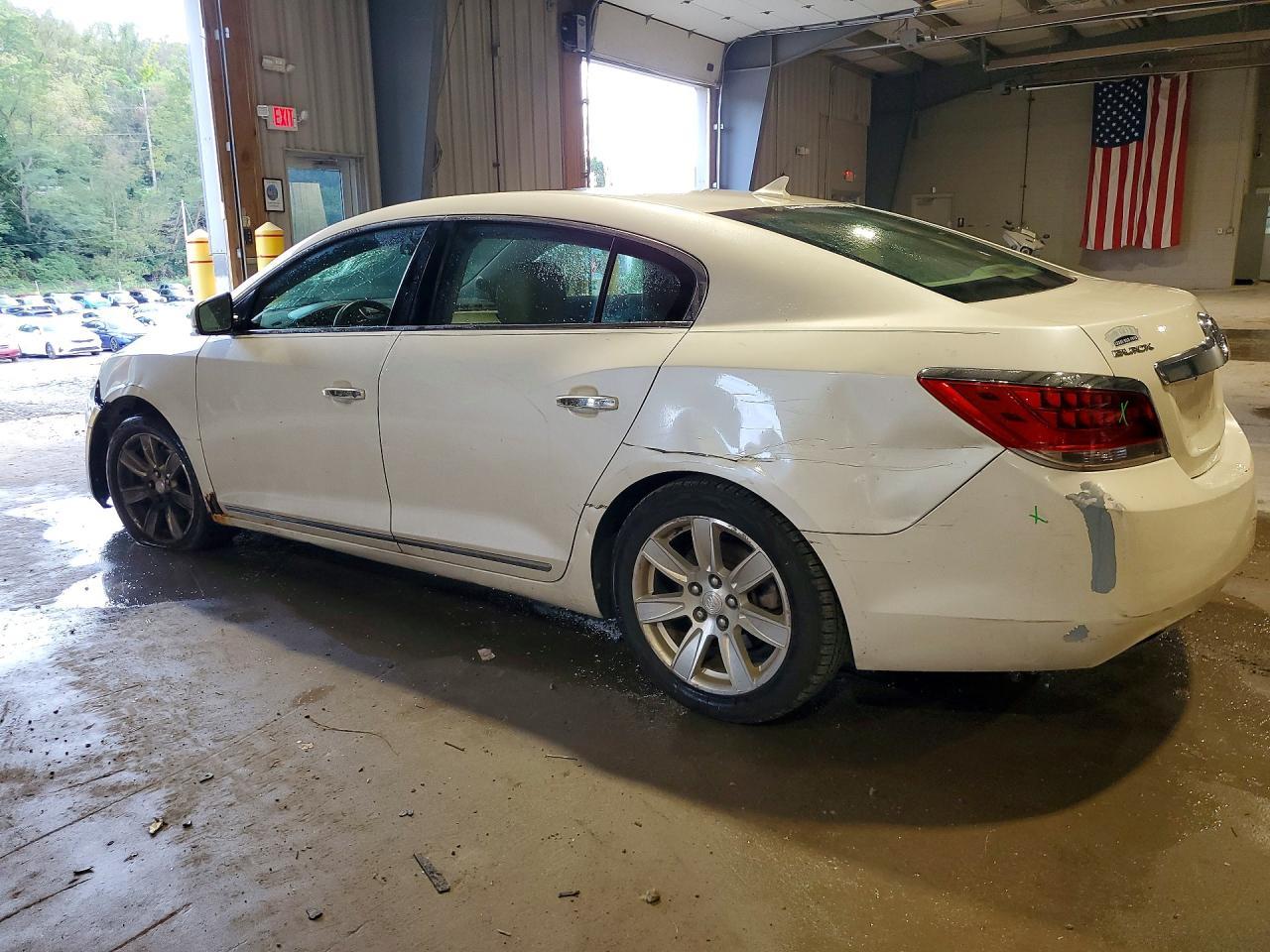 2012 Buick Lacrosse - Фото 2