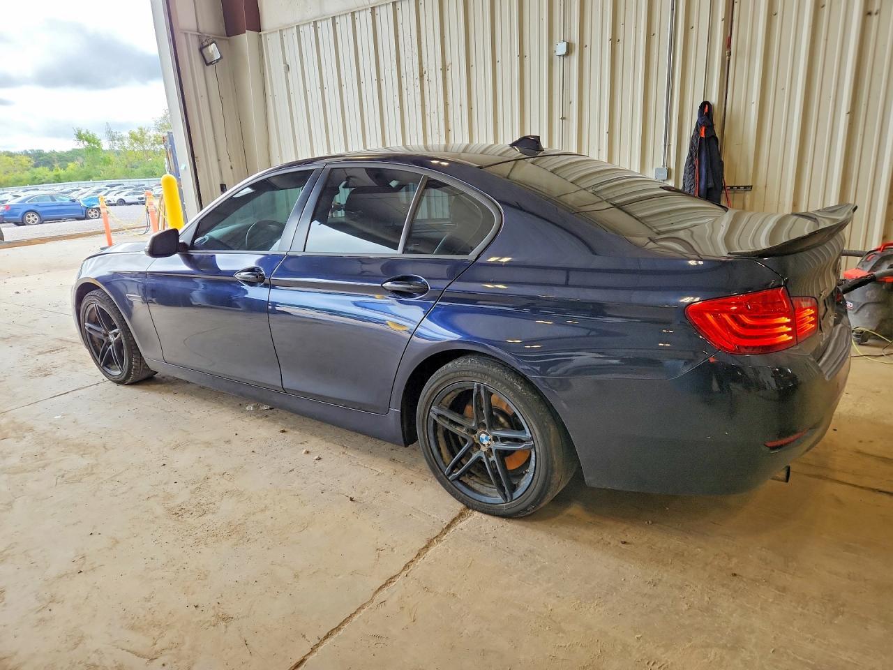 2014 BMW 535 Xi - Image 2