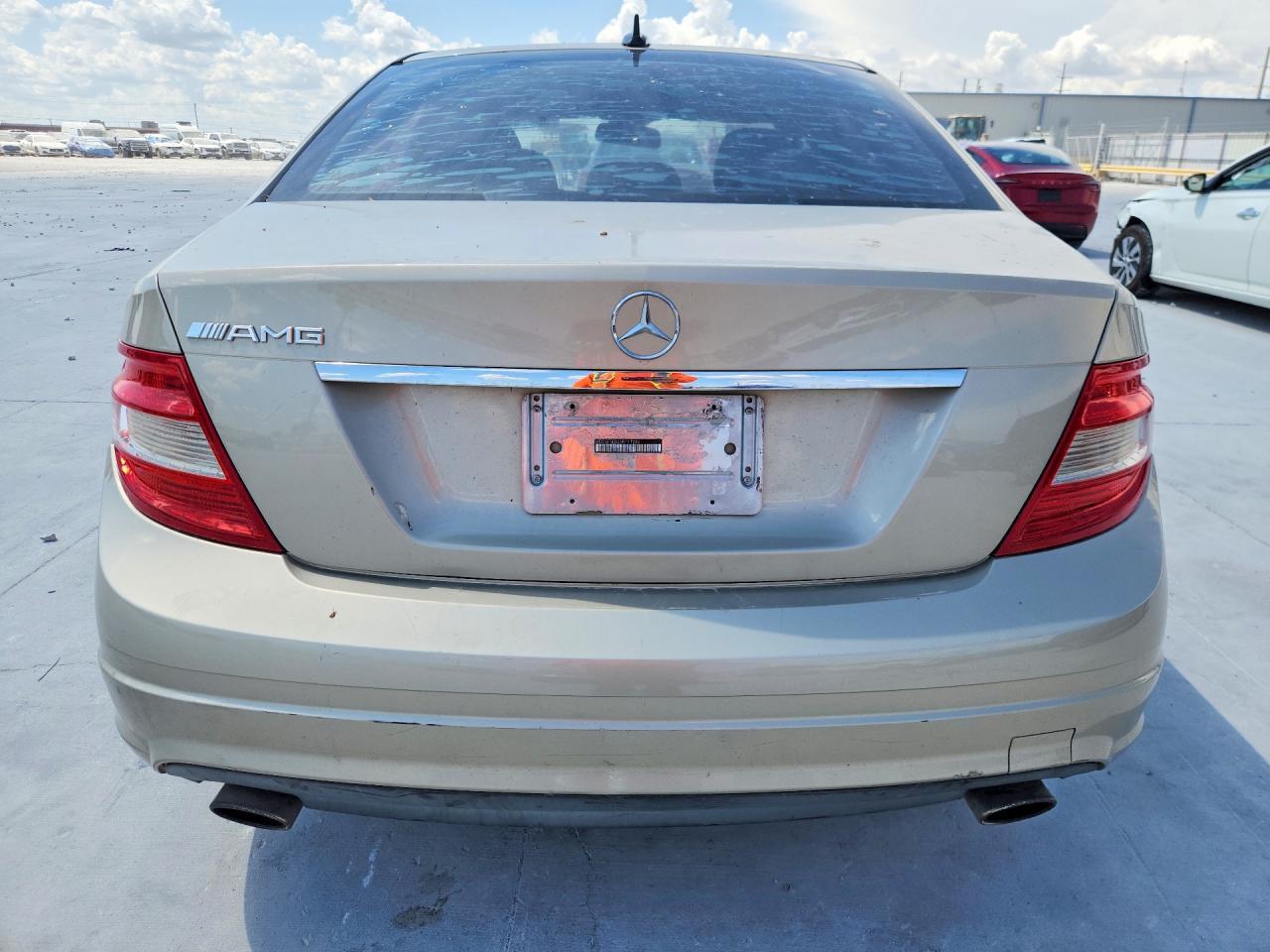 2010 Mercedes-Benz C 300 - Image 6
