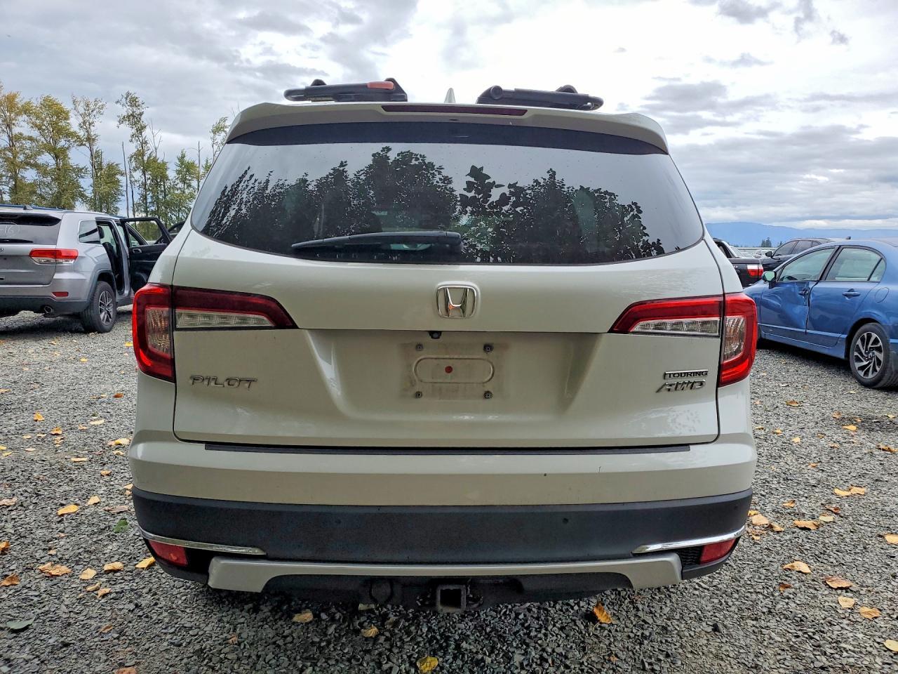 2020 Honda Pilot Touring - Image 6