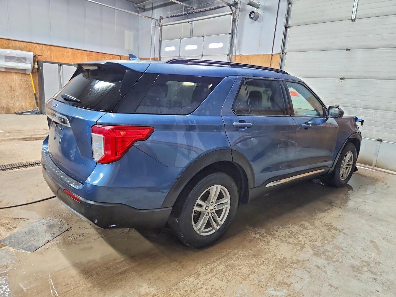 2020 Ford Explorer Xlt - Фото 3