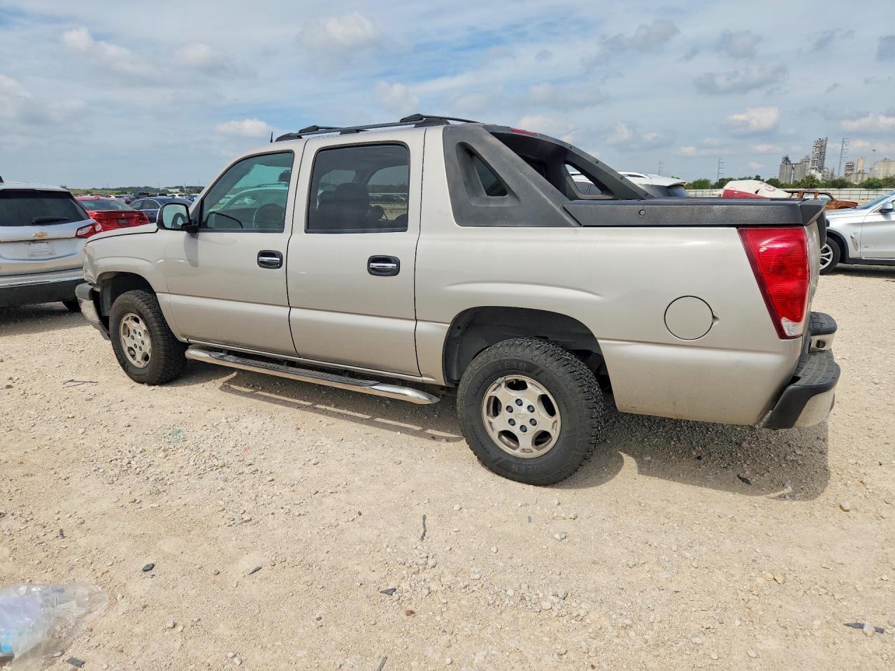 2005 Chevrolet Avalanche C1500 - Фото 2