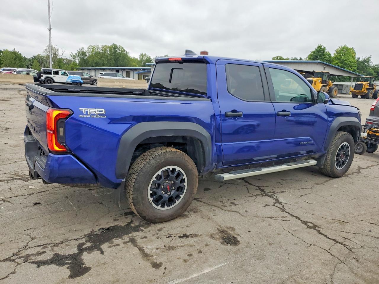 2024 Toyota Tacoma Trd Off-Road - Фото 3