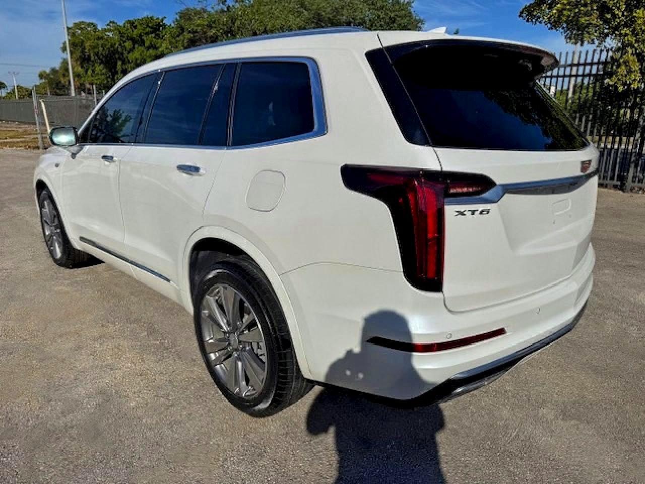 2021 Cadillac Xt6 Premium Luxury - Фото 2