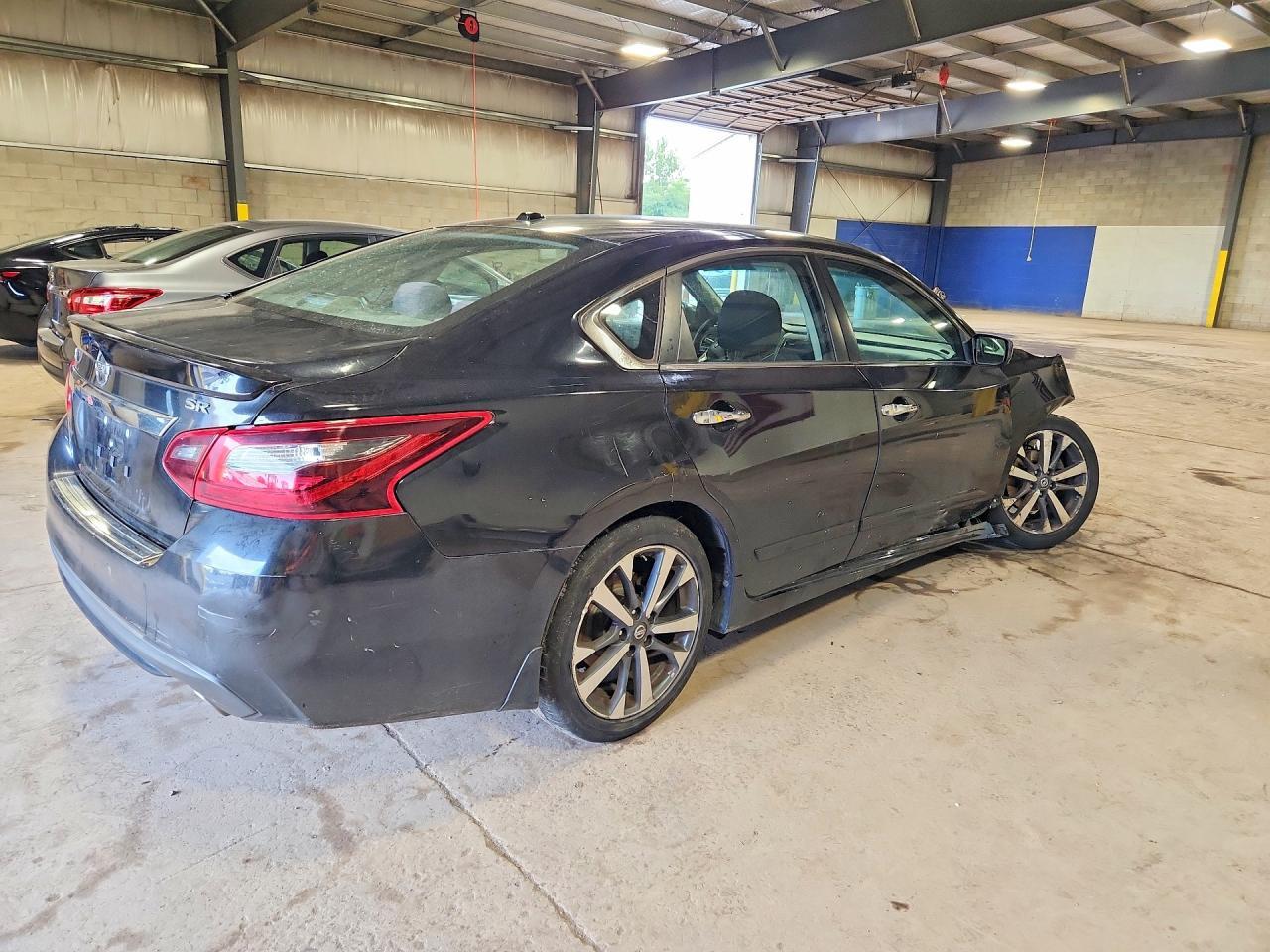 2015 Nissan Altima 2.5 S - Image 3
