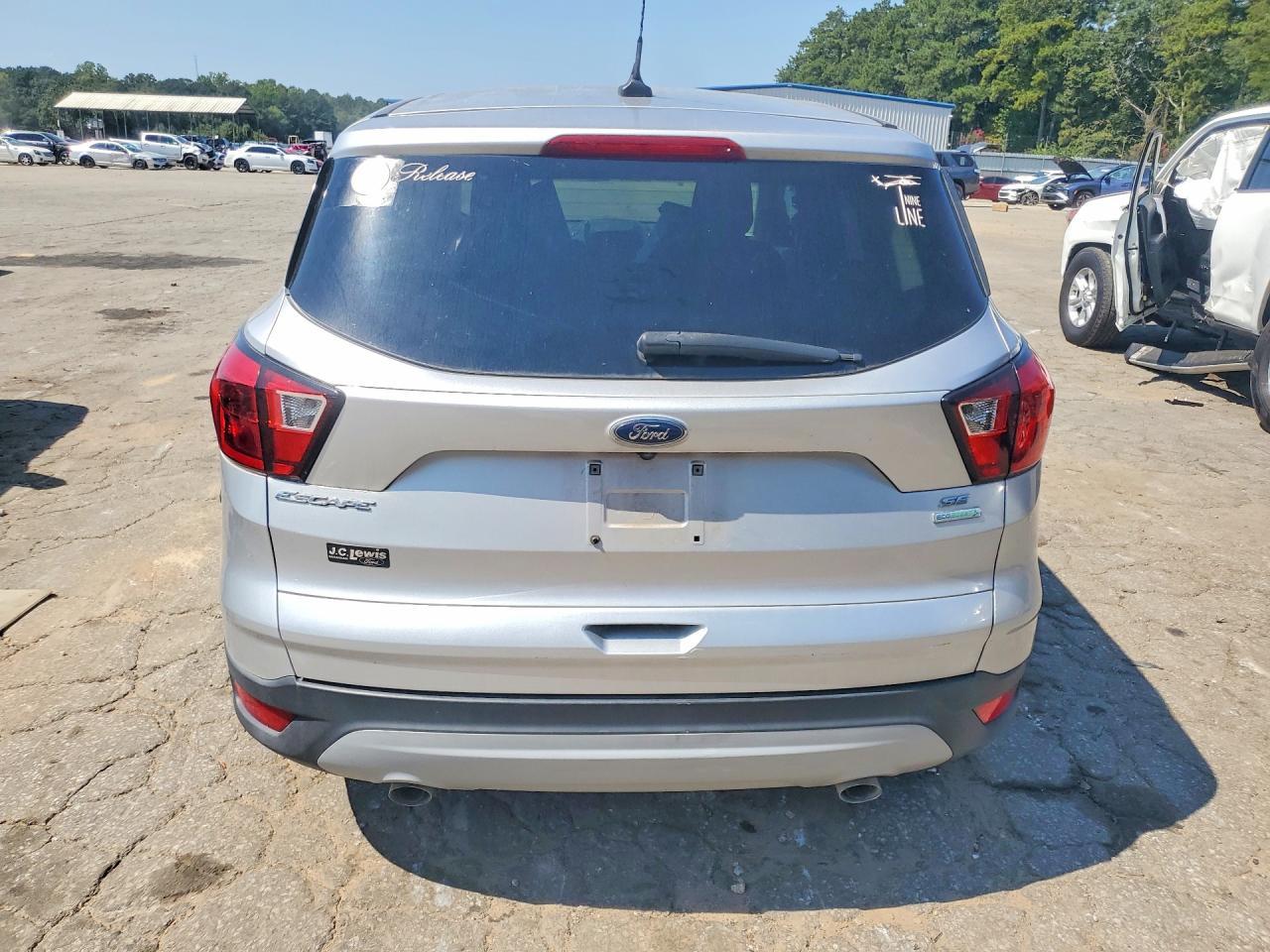 2019 Ford Escape Se - Фото 6