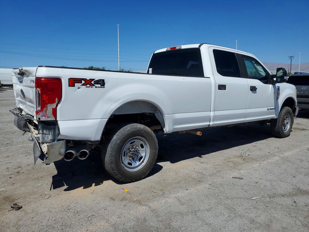 2017 Ford F250 Super Duty - Image 3