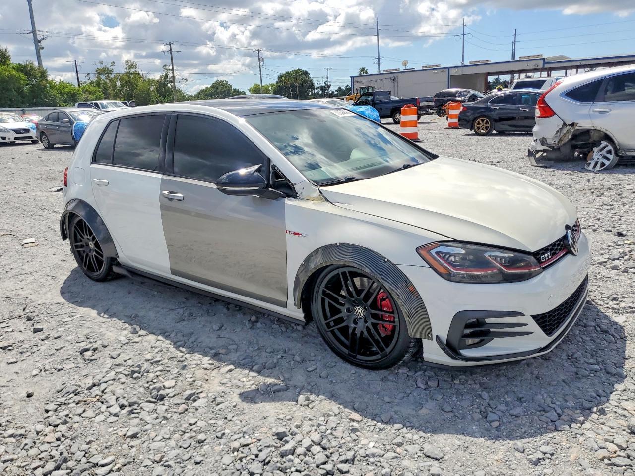 2021 Volkswagen Gti S - Фото 4