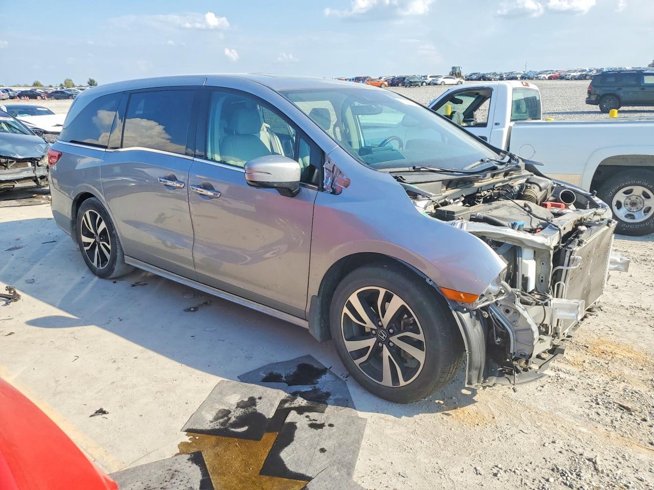 2020 Honda Odyssey Elite - Image 4