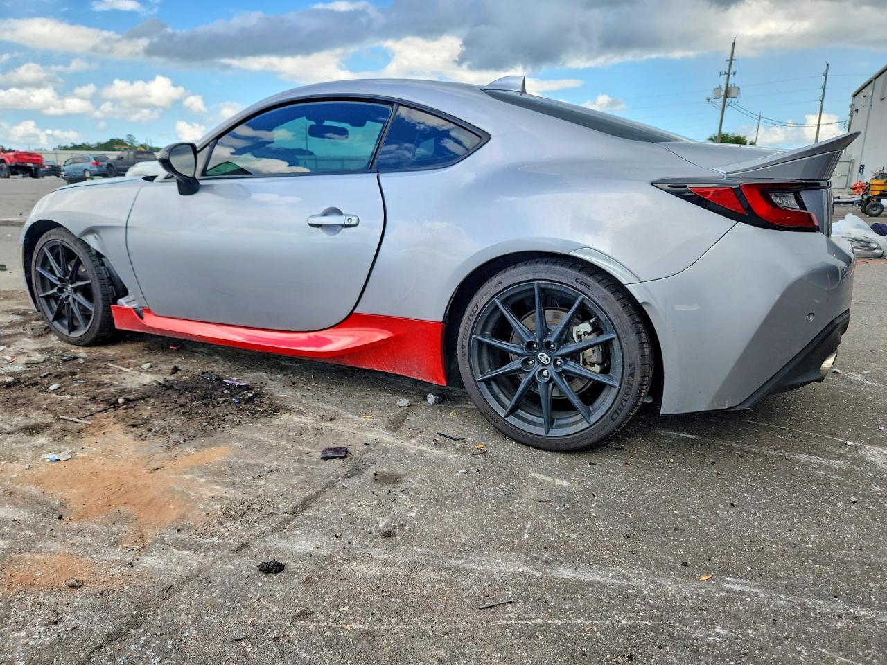 2024 Toyota Gr 86 Premium - Фото 2