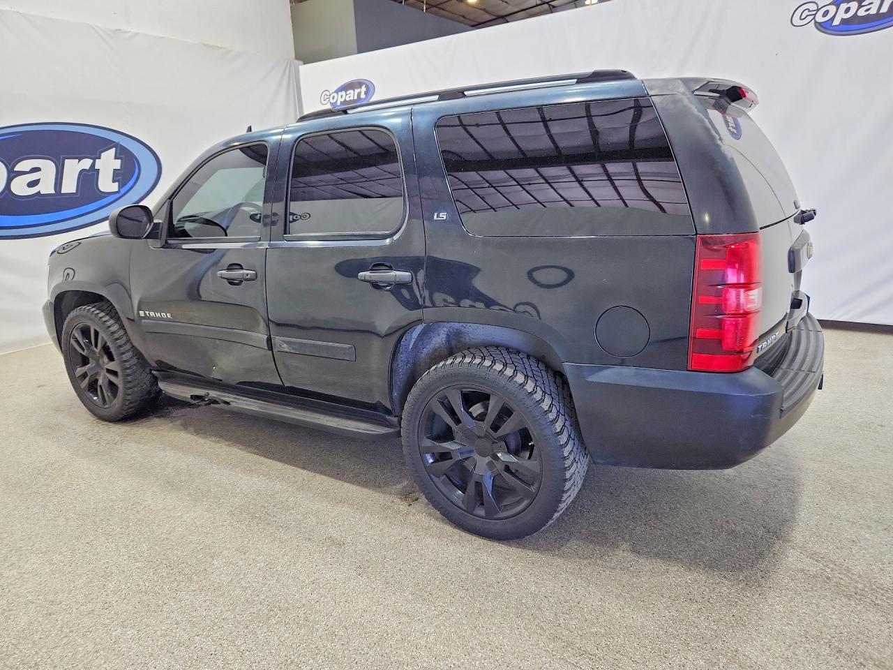 2007 Chevrolet Tahoe - Image 2