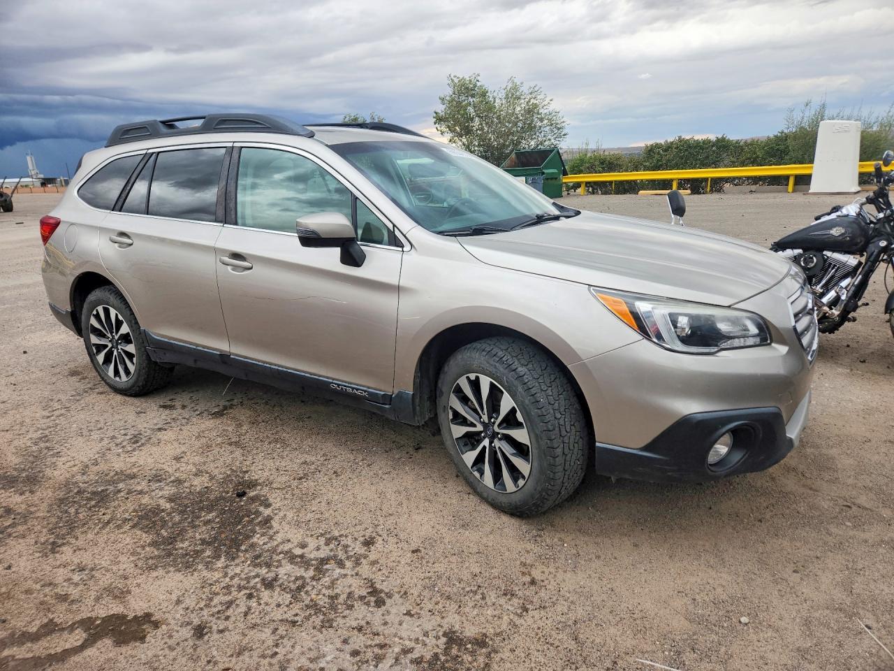 2017 Subaru Outback 2.5I Limited - Image 4