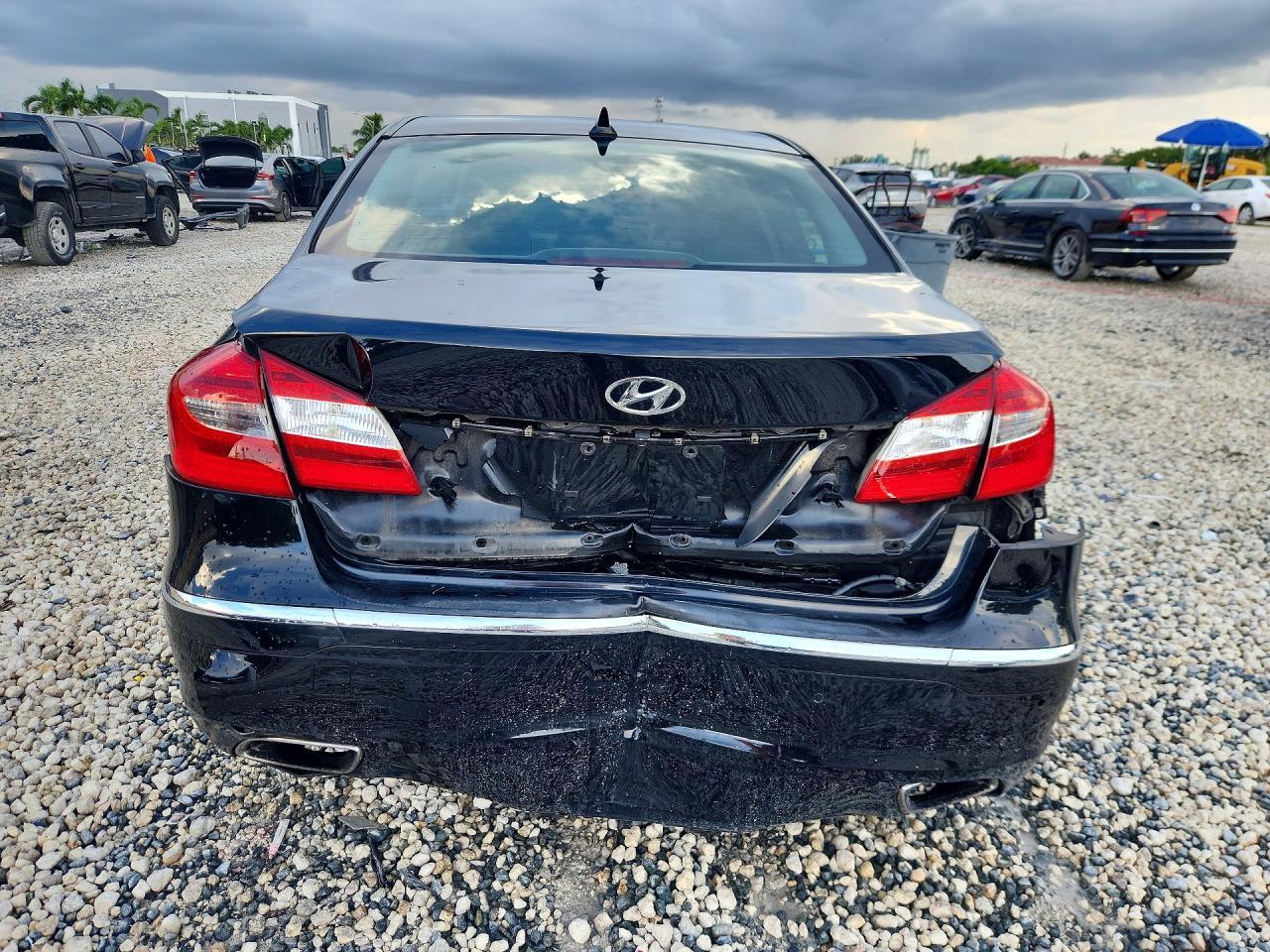 2012 Hyundai Genesis 5.0L - Фото 6